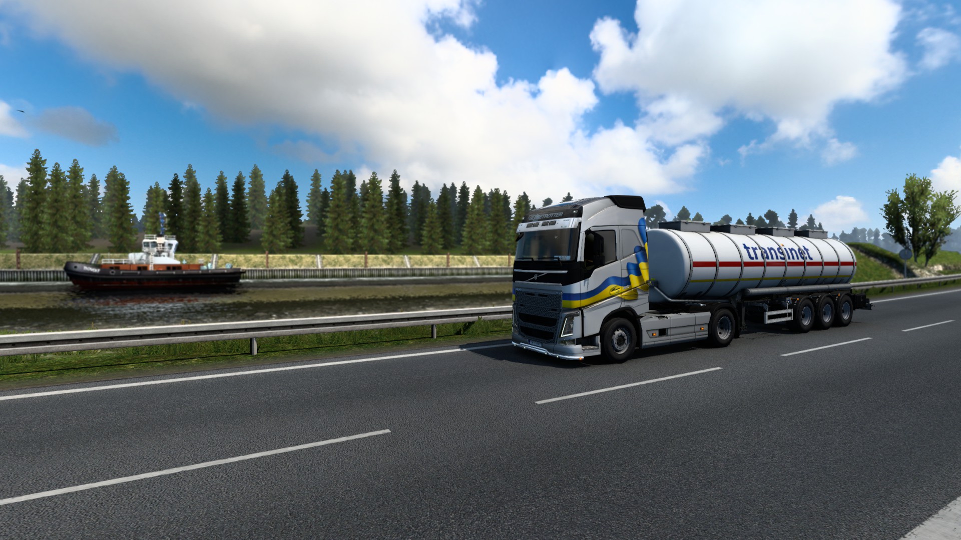 Screenshot of Volvo truck in Ukrainian paintjob